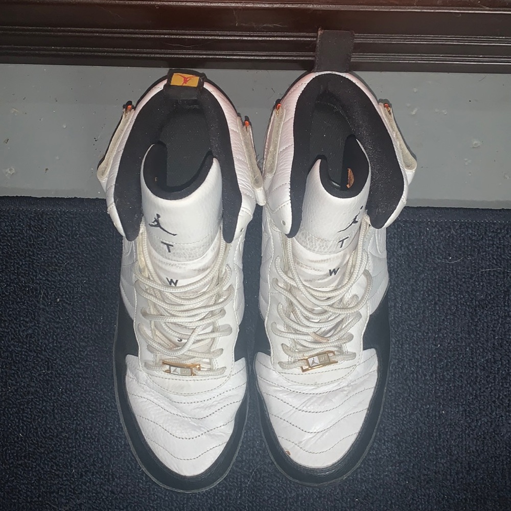 Nike Jordan AJ12 Fusion Taxi - Picture 4 of 8